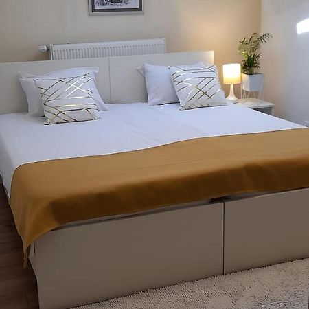Elite Apartment Jasmina Bihać Eksteriør billede