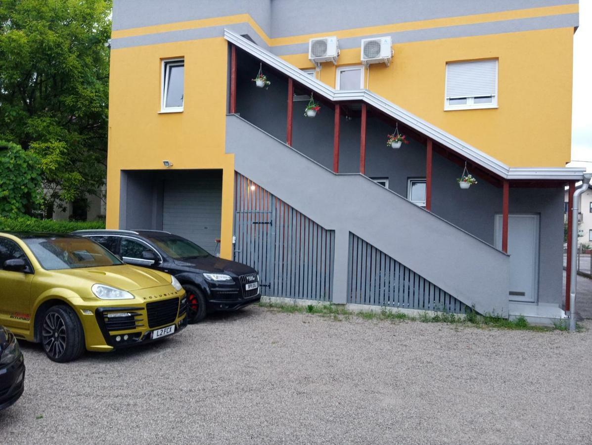 Elite Apartment Jasmina Bihać Eksteriør billede
